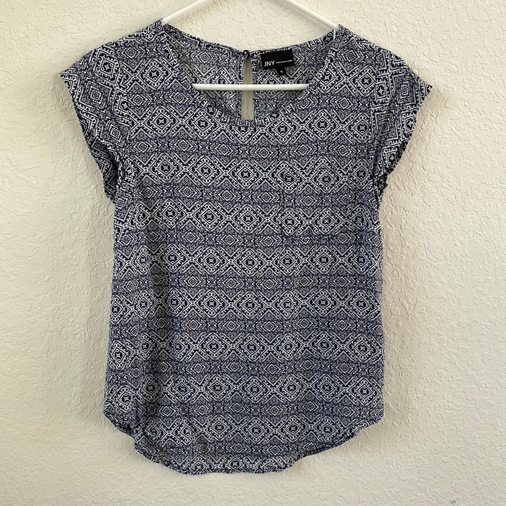 {Jones New York} Blue Short Sleeve Light Weight Shirt